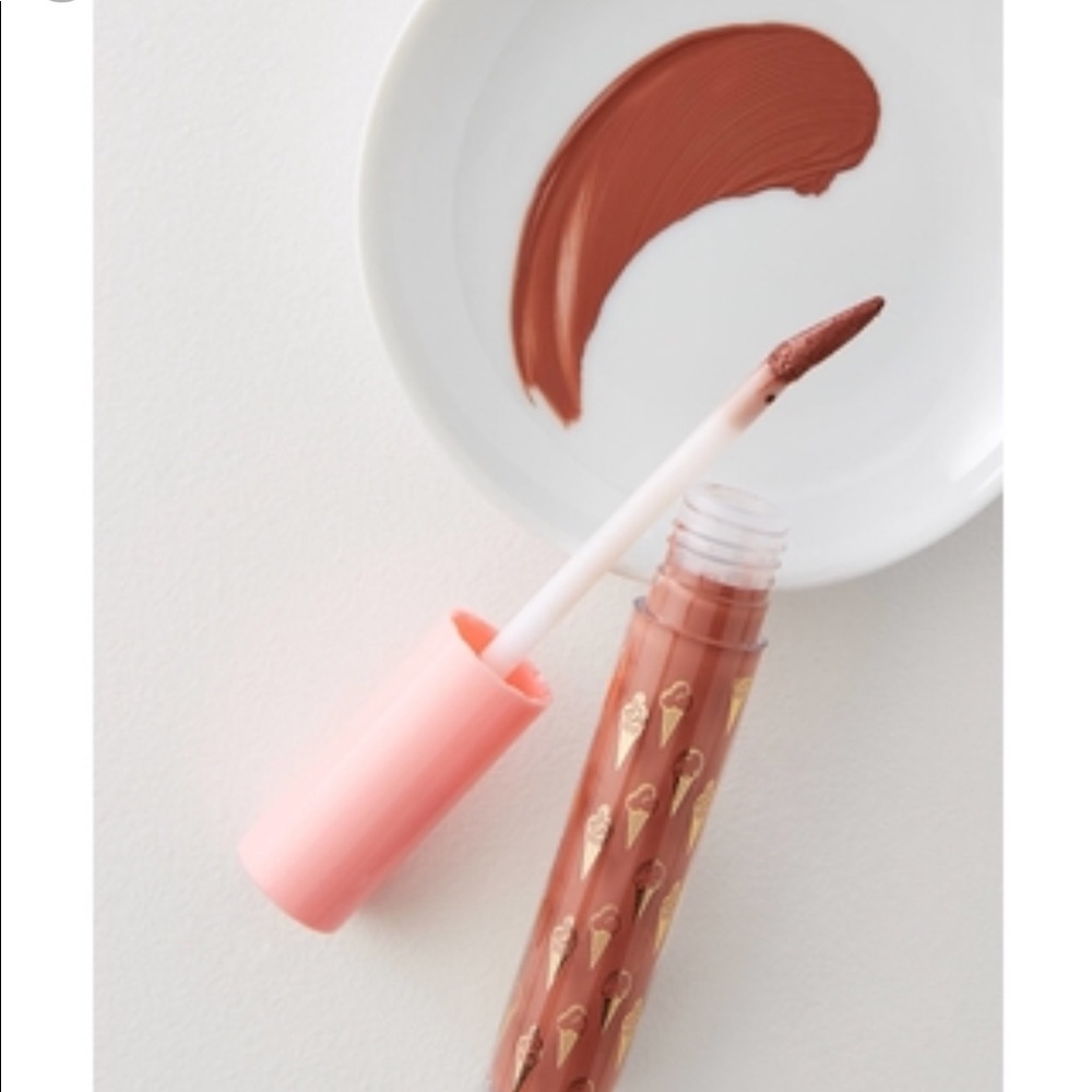 ANGEL FOOD Winky Lux RARE Matte Whip Liquid Lipstick NWOBox